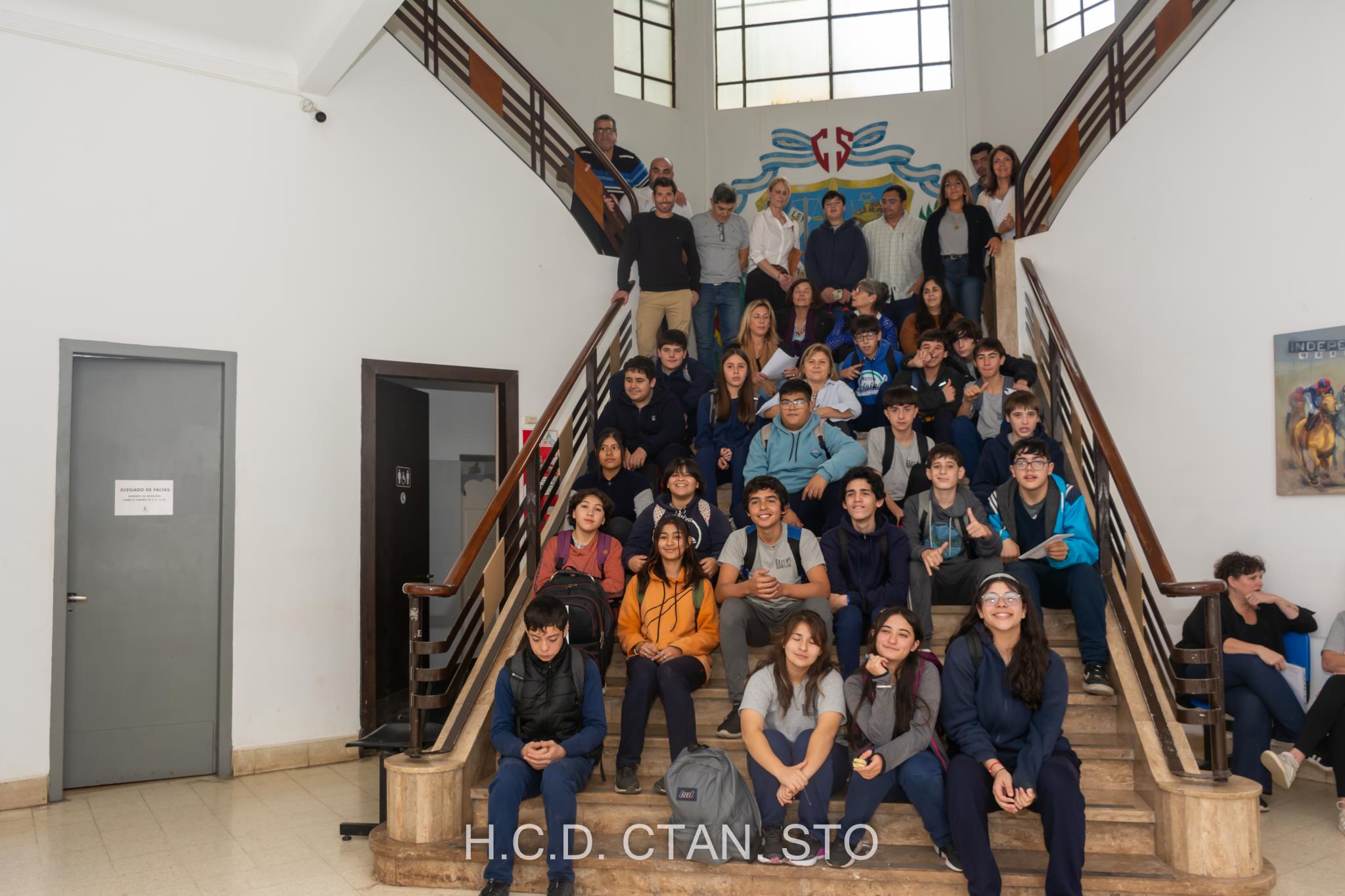 Nos visitaron alumnos de la Escuela de Educación Secundaria Técnica Nº 1 Profesor Segundo A Luna.