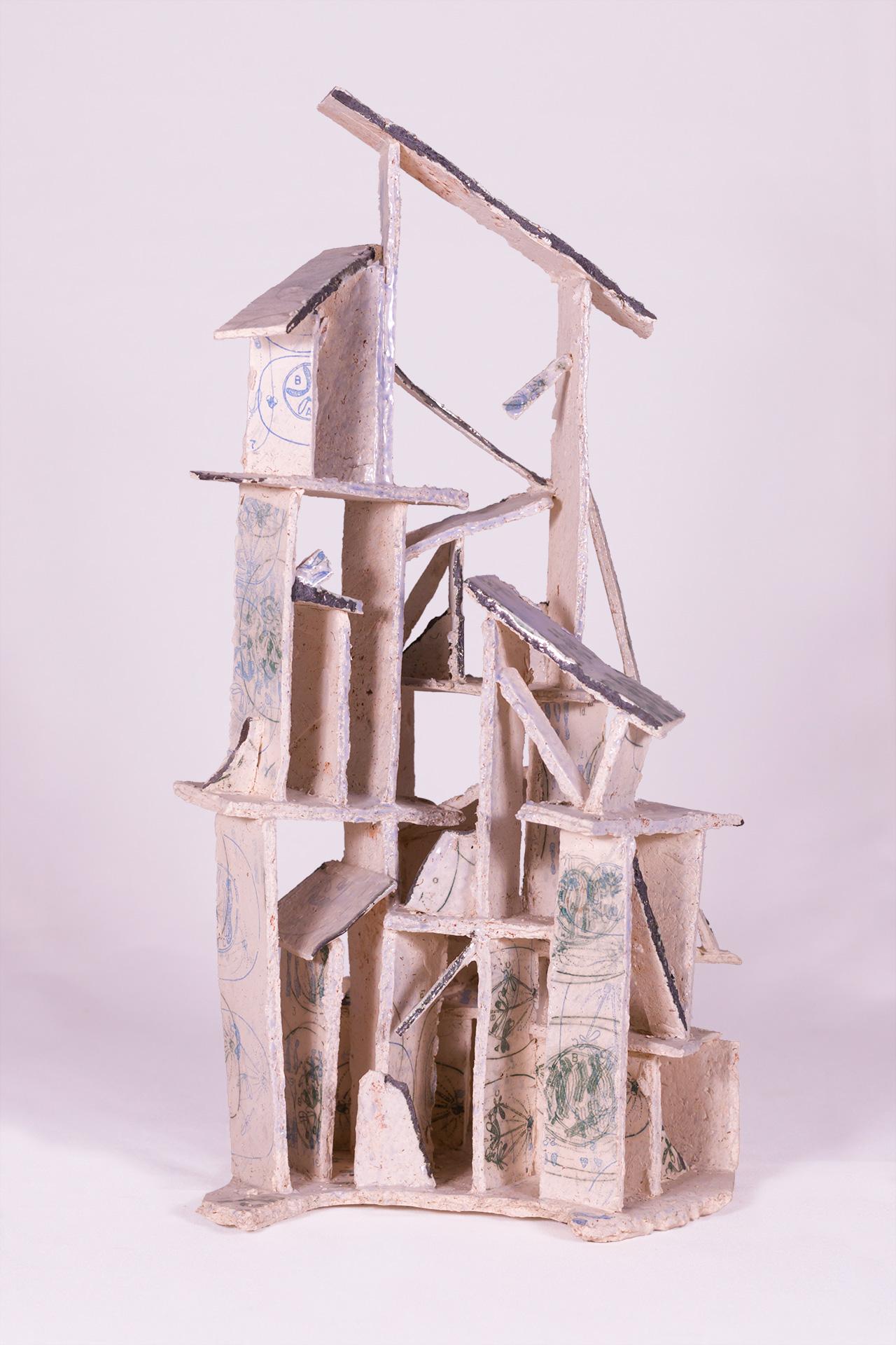 Paper clay y cerigrafía. Medidas: 33x17x17 cm.  2013 
