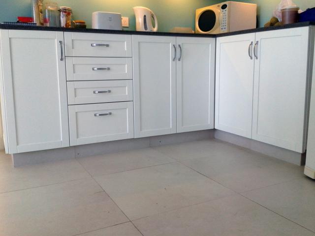 Muebles de cocina , muebles de campo , muebles de algarrobo , muebles de madera , muebles macizos , muebles a medida