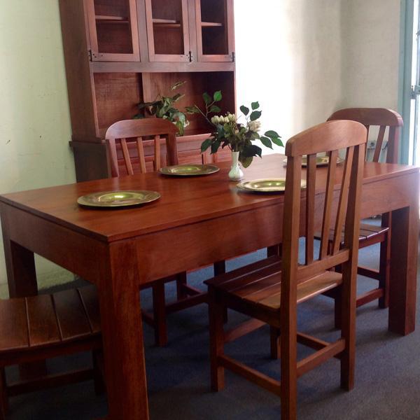 Muebles de cocina , muebles de campo , muebles de algarrobo , muebles de madera , muebles macizos , muebles a medida