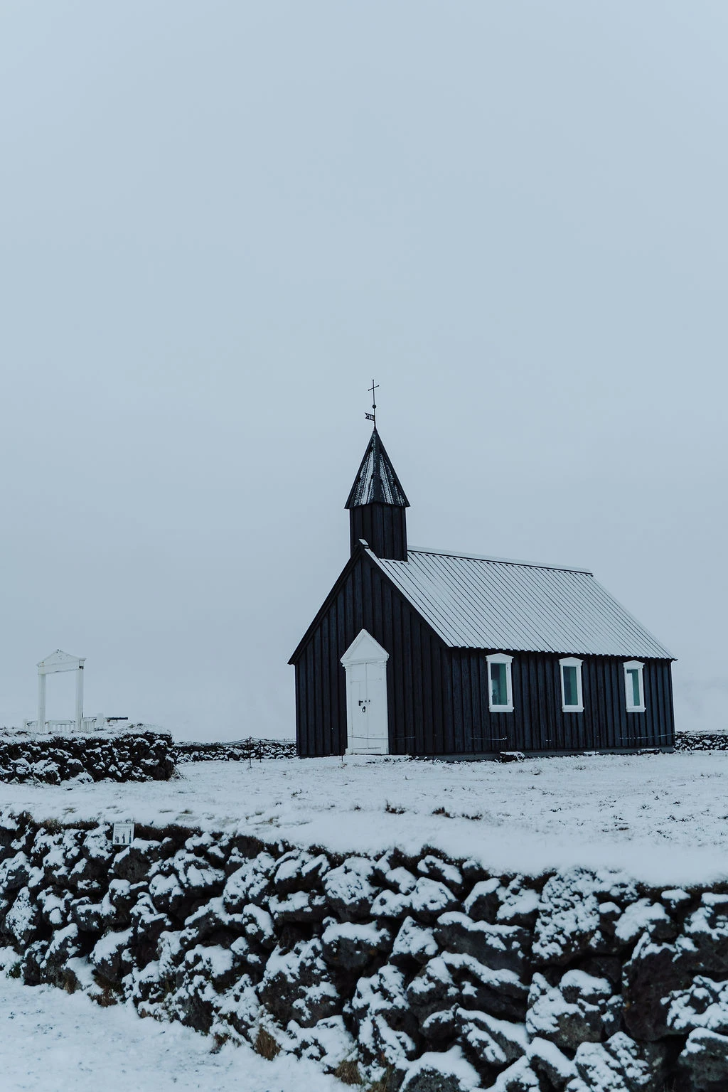 Búðakirkja Black Church