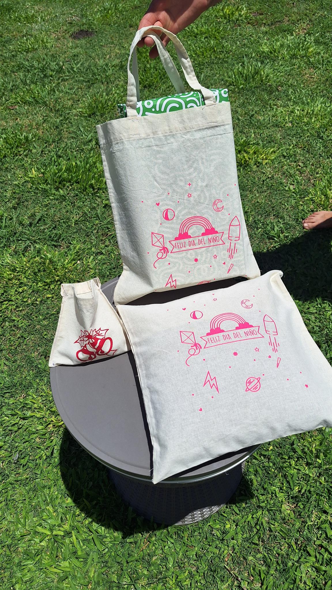 La solución perfecta para empresas que buscan regalos promocionales ecológicos y duraderos en bolsas impresas con impresoras IMPRI-MAQ