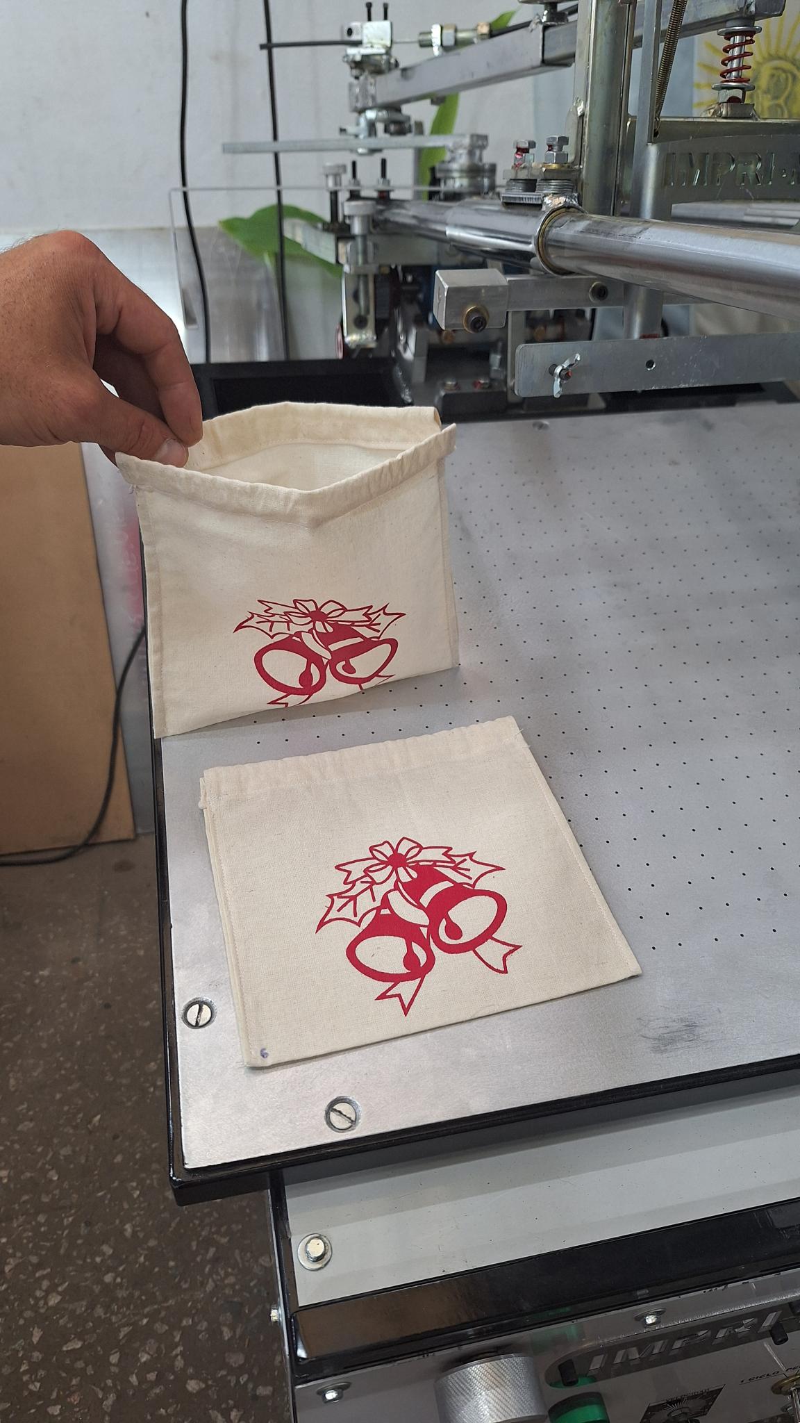 Impresora de serigrafia para bolsas de lienzo personalizadas