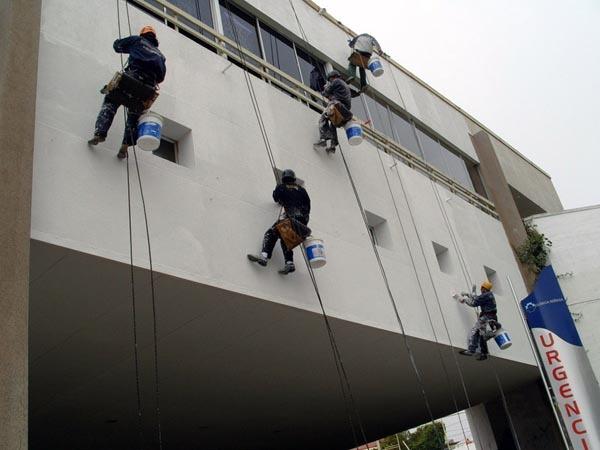 Atención especial a consorcios, constructoras e industrias.