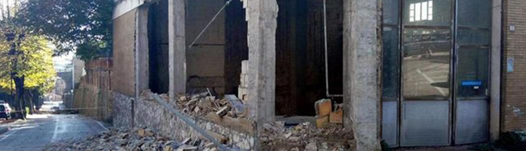 Italia sufrió el terremoto más violento desde 1980