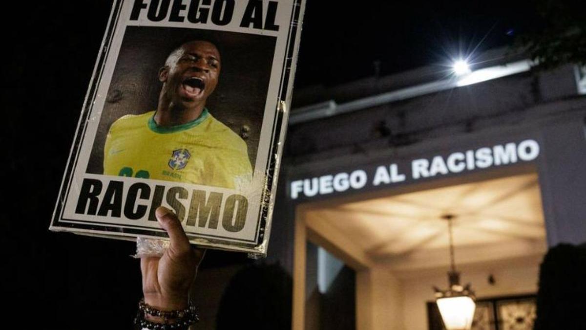 RACISMO: Canción urgente para Vinícius Jr.
