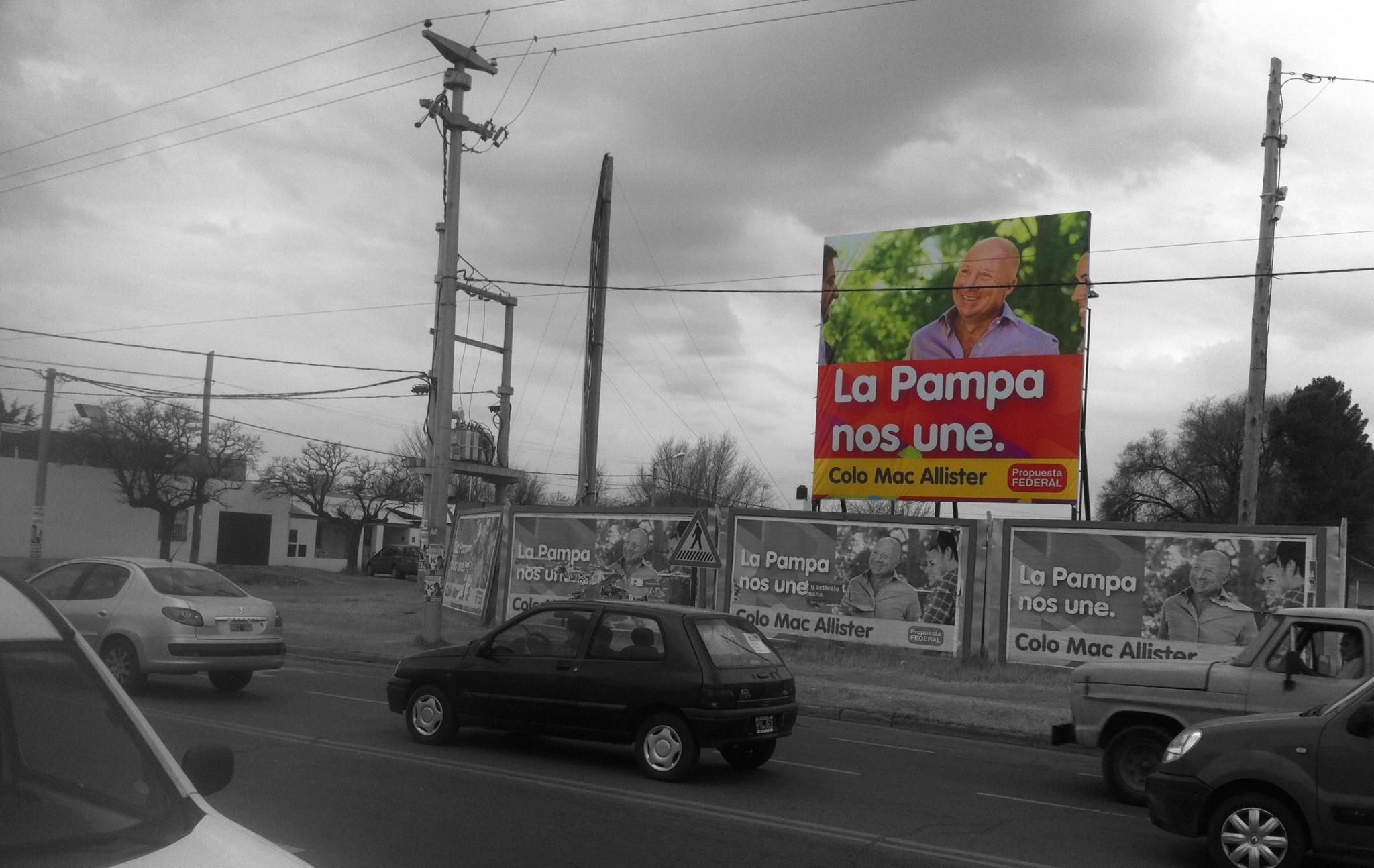 Publicidad Exterior en La Pampa. OOH. Publicidad en Vía Pública. Carteles. Gran Formato. Sextuples