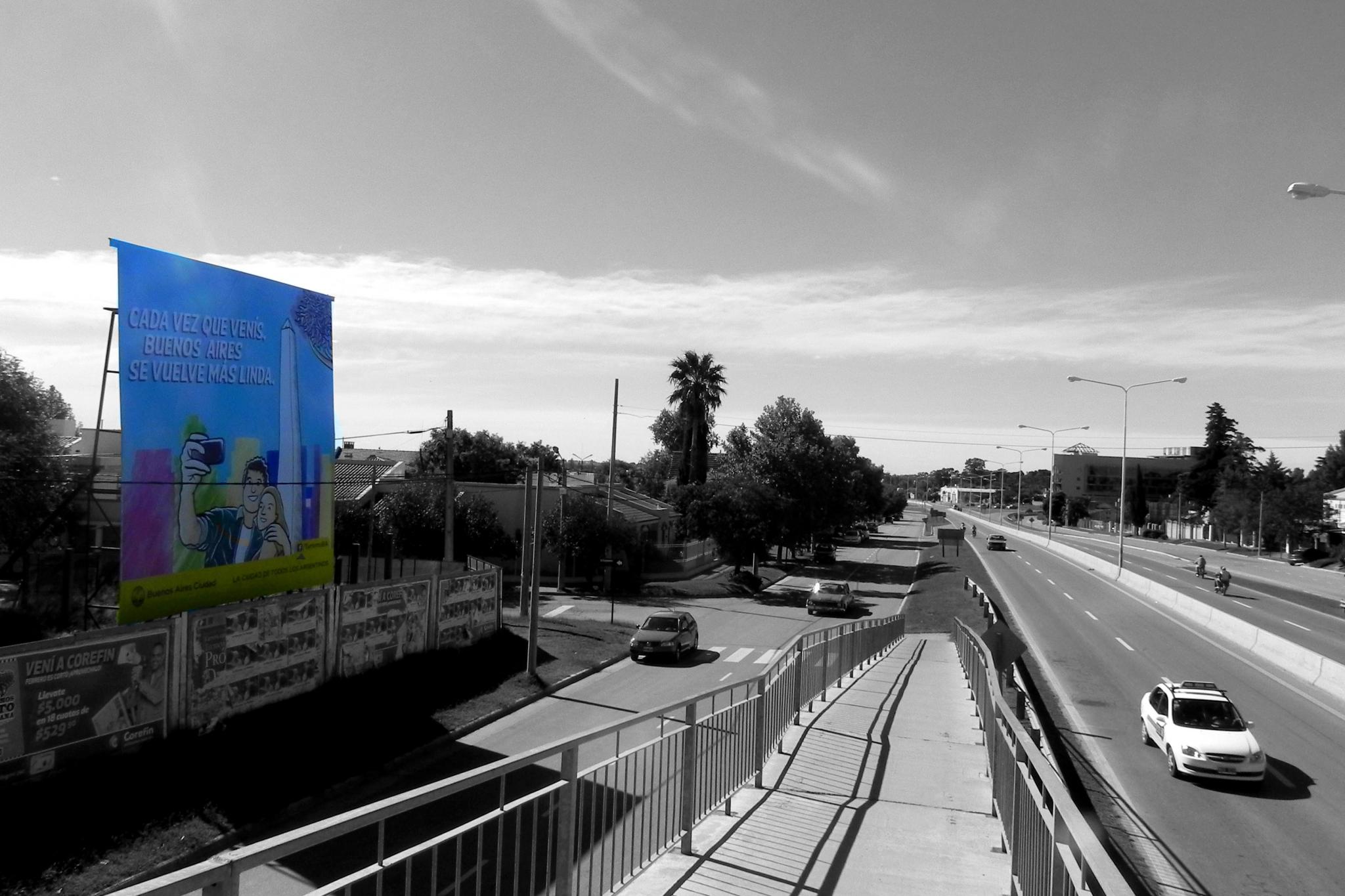 Publicidad Exterior en La Pampa. OOH. Publicidad en Vía Pública. Carteles. Gran Formato. Sextuples
