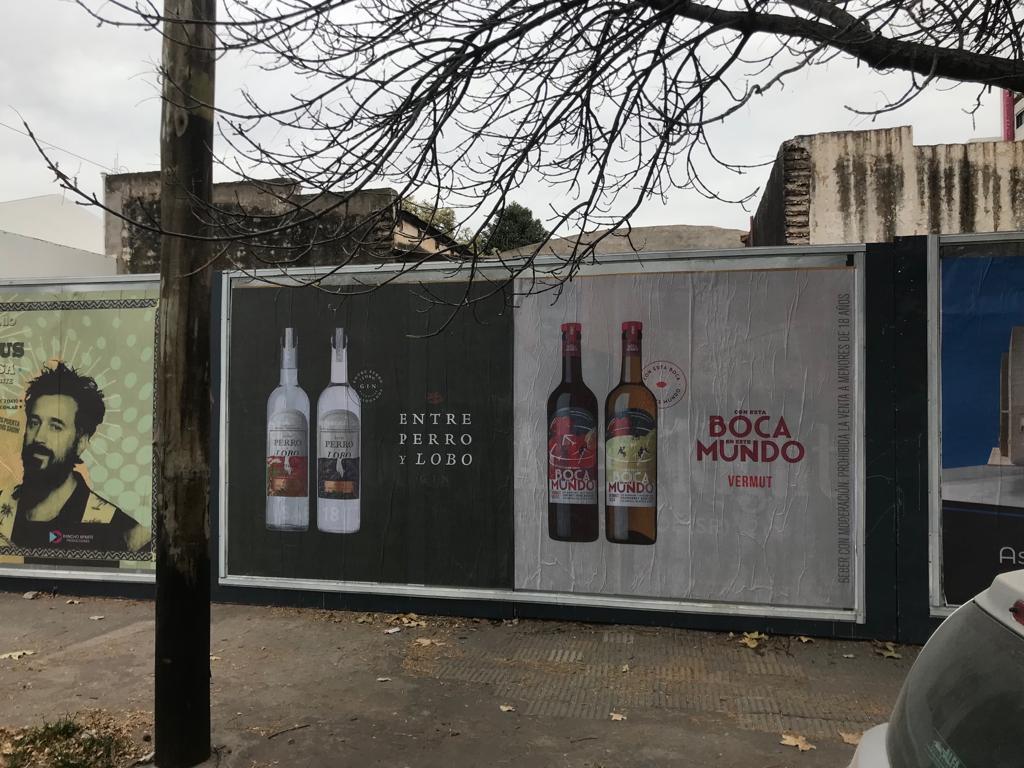 Entre Perro y Lobo - Junio 2022