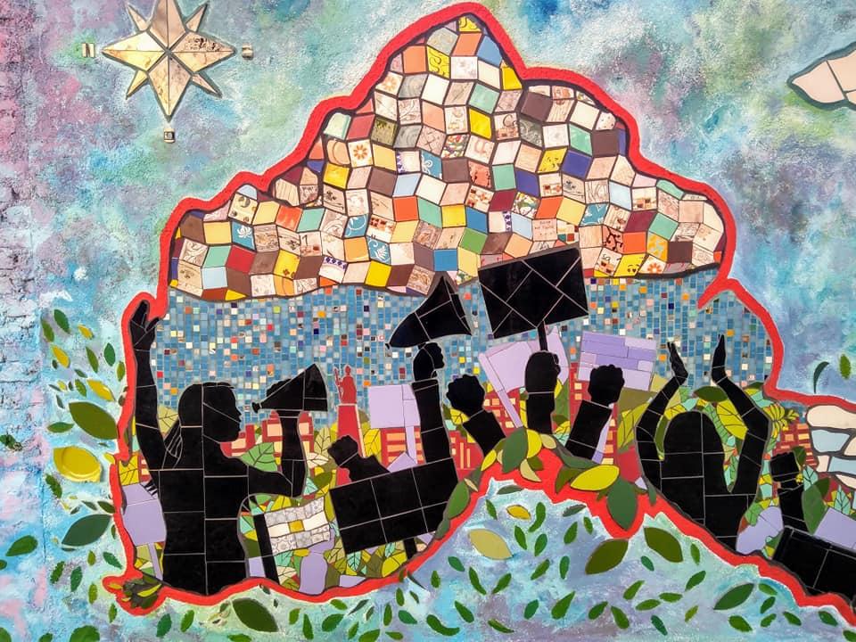 III Encuentro Internacional de Muralismo Gabriel Dubois. Trabajo mural con equipo de alumnas del taller.