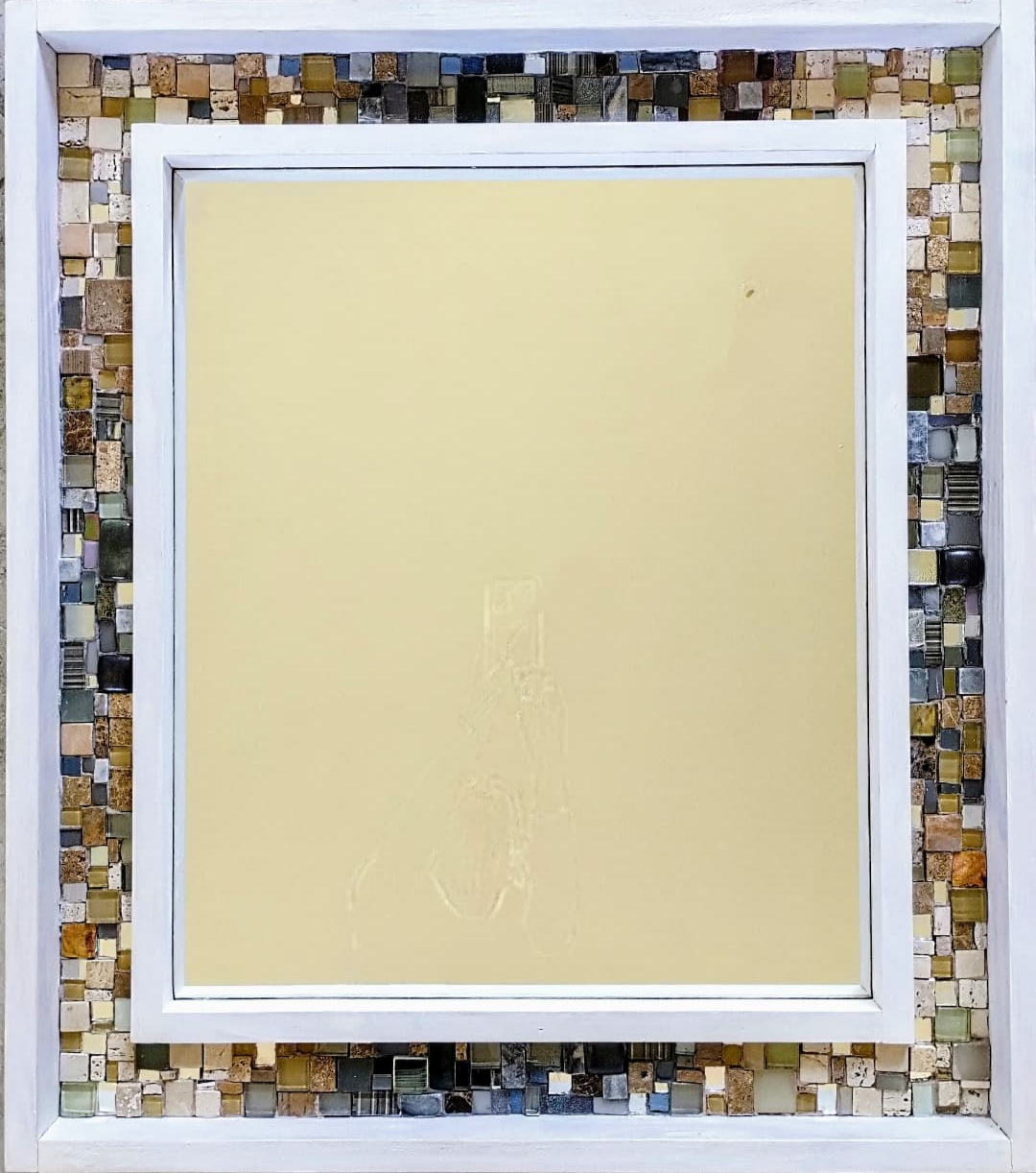 70 x 80. Mármoles y piezas de vitrofusión