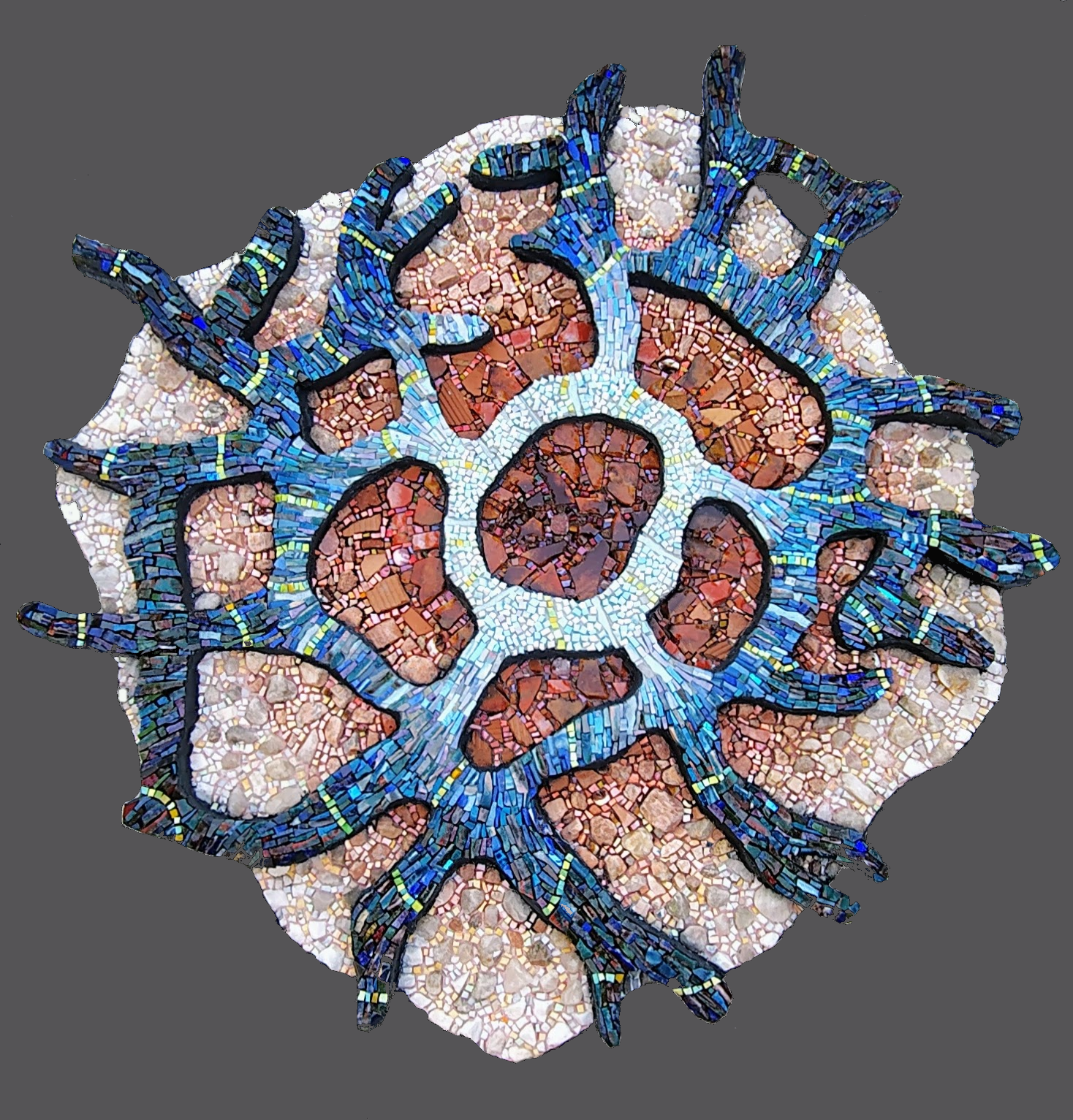 Mosaico en relieve sobre madera. 5to Simposio de Adana. Turquía (Colección de dicha ciudad) 80 cm aprox.