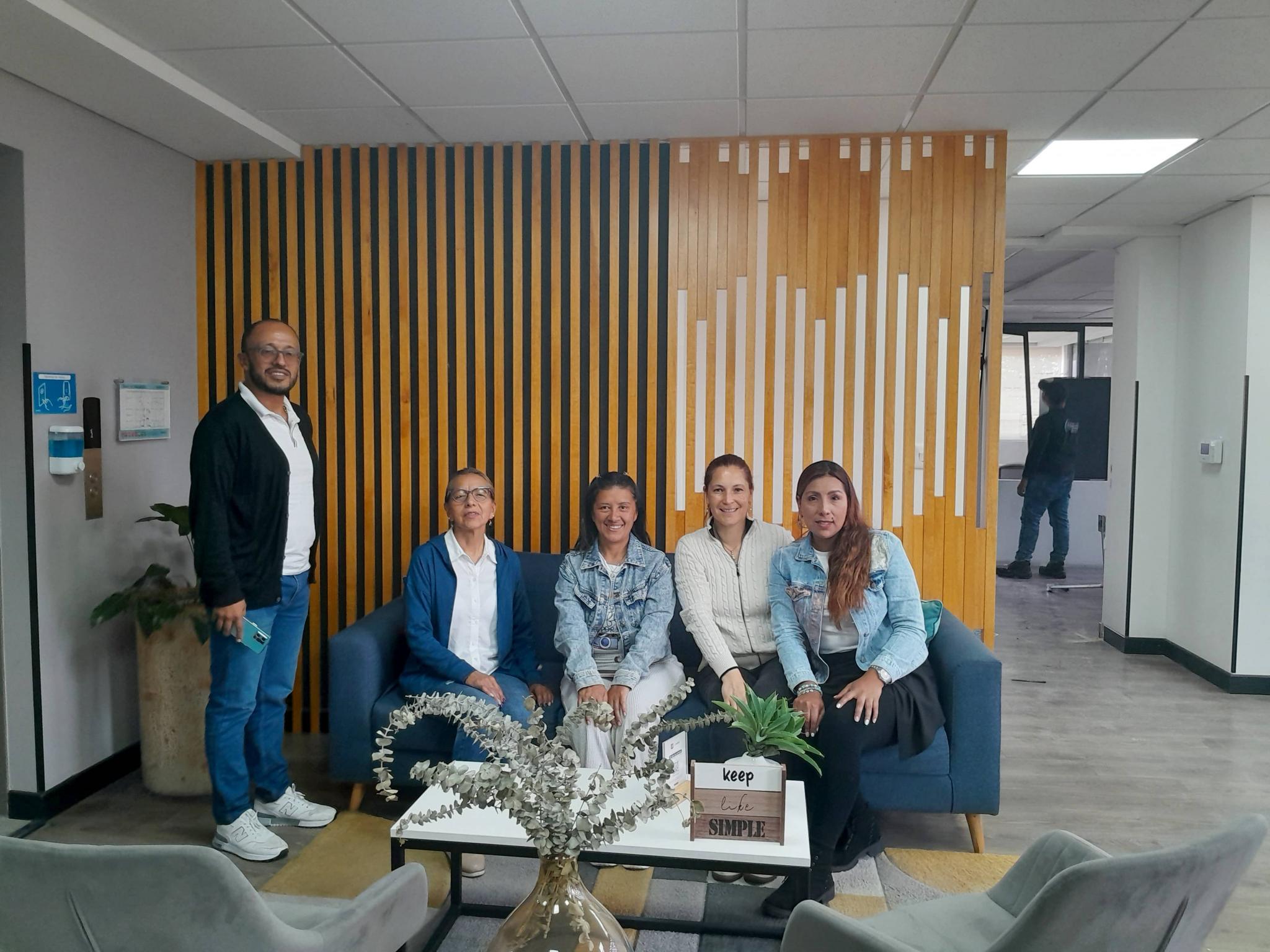 Grupo Terapéutico Mayo 2024: Mamá y energia femenina
