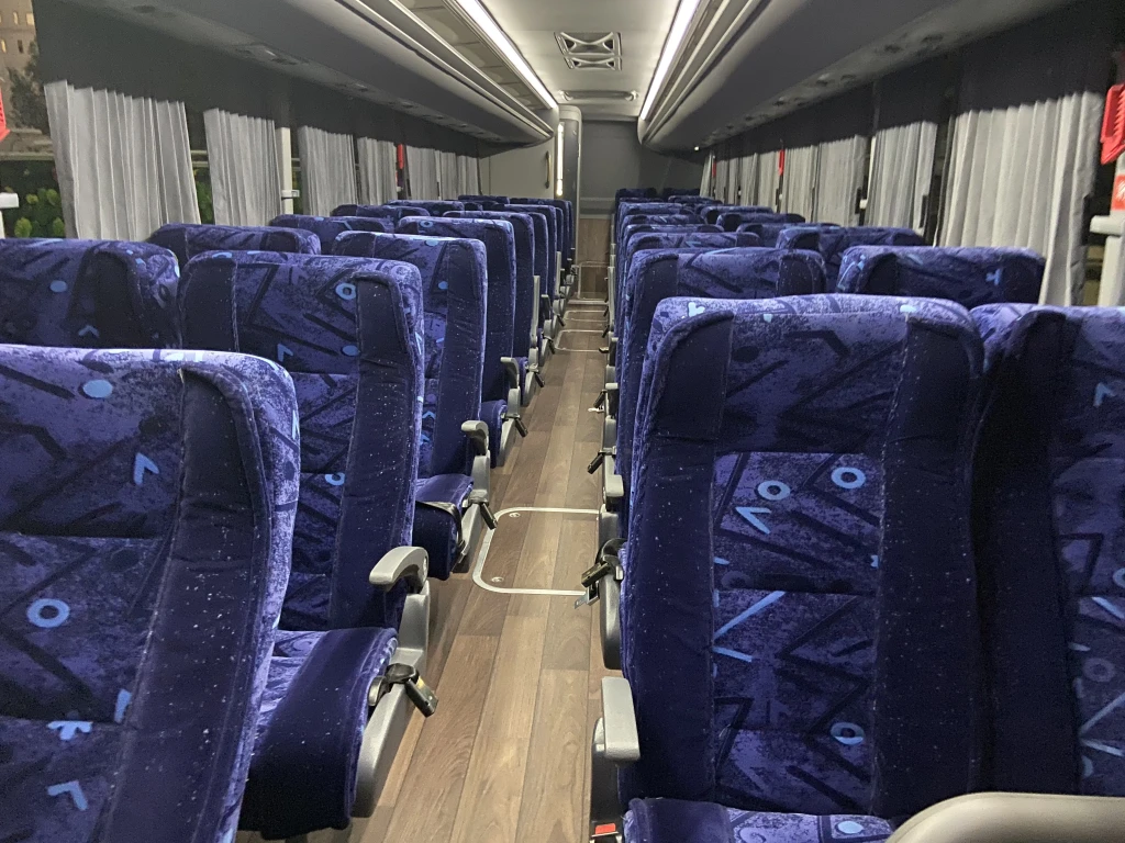Autobus40pasajeros2.webp