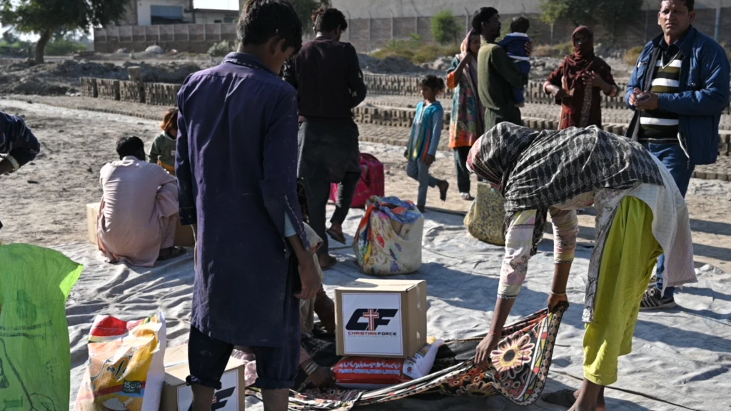 CFFoodRun-Nov2022-FaisalabadPakistan23-(5324).webp