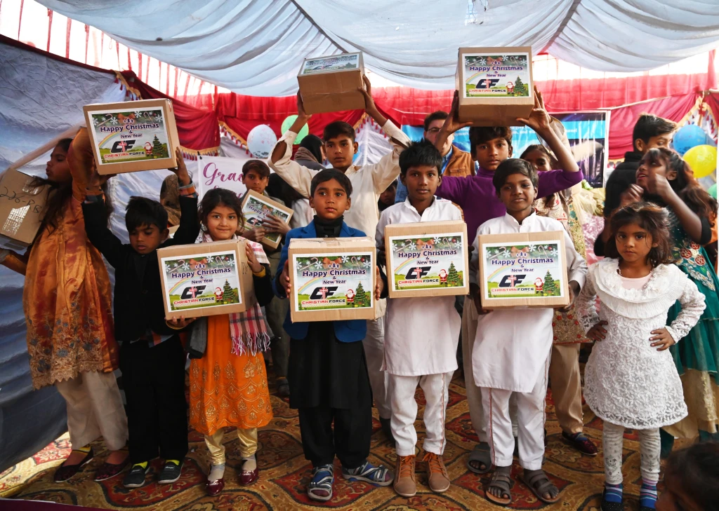 ChristmasParty2021-FaisalabadPakistan10.webp