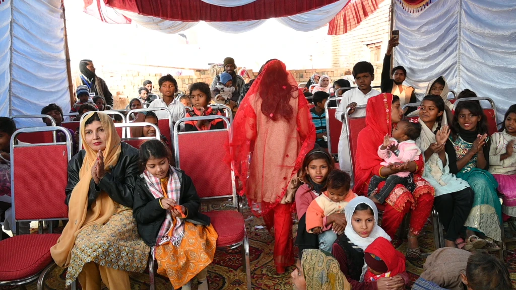 ChristmasParty2021-FaisalabadPakistan4.webp