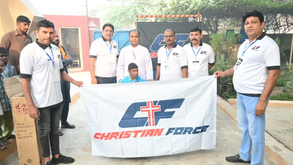 WheelchairsDistribution2023-FaisalabadPakistan19.webp
