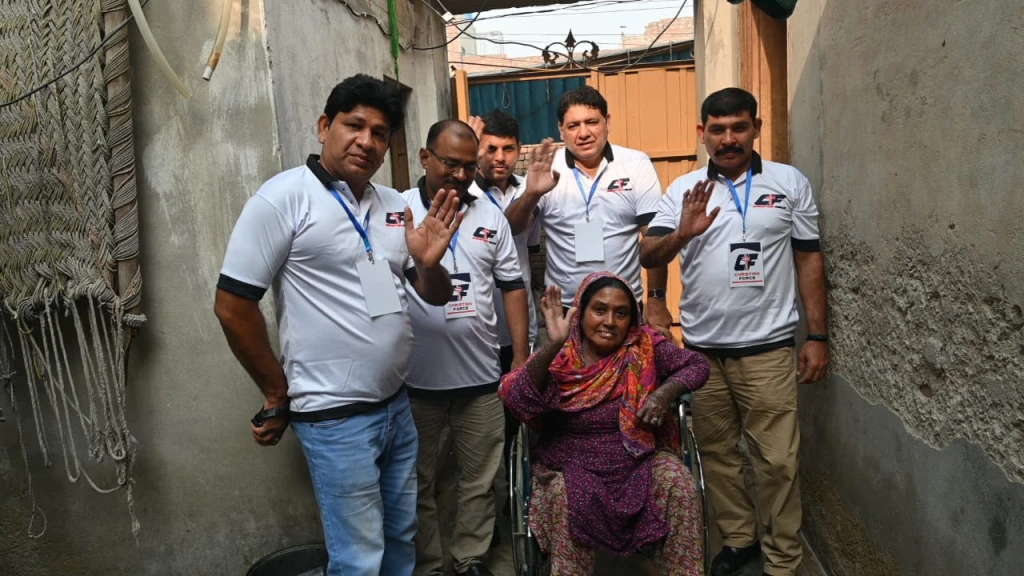 WheelchairsDistribution2023-FaisalabadPakistan9.webp