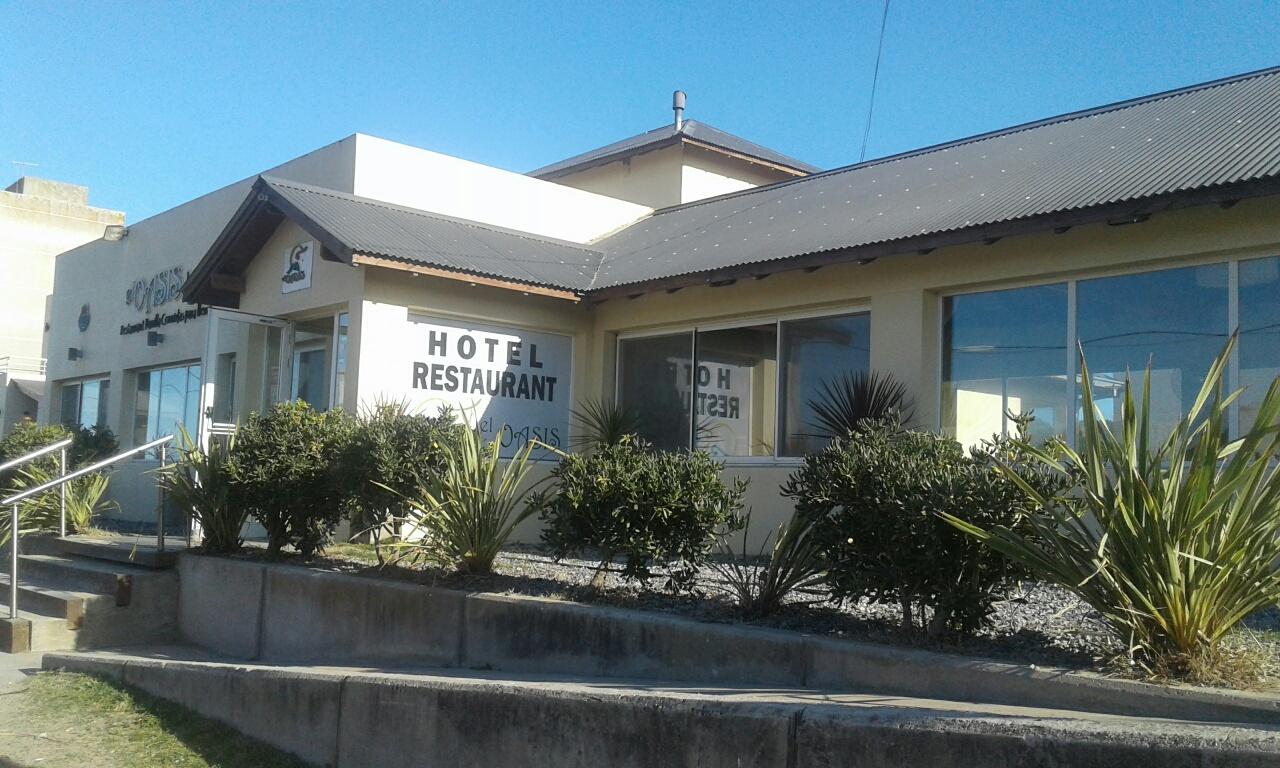 HOTEL - RESTAURANTE "EL OASIS"