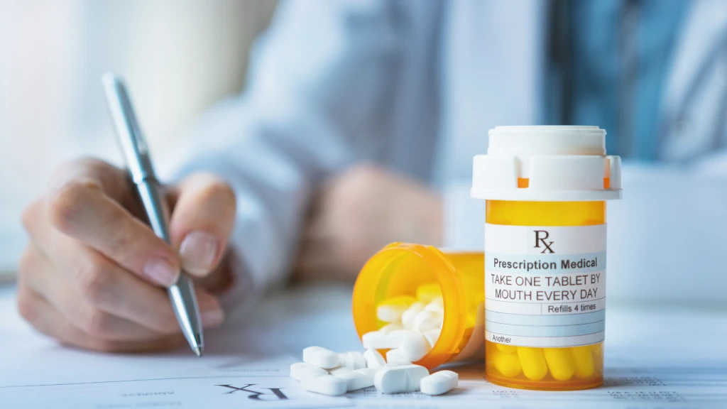 Seguridad y eficacia de las estrategias para deprescribir el uso crónico de agonistas de los receptores de benzodiazepinas en adultos mayores: revisión sistemática.