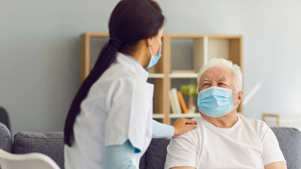 Seguimiento en atención primaria tras el alta hospitalaria en adultos mayores.