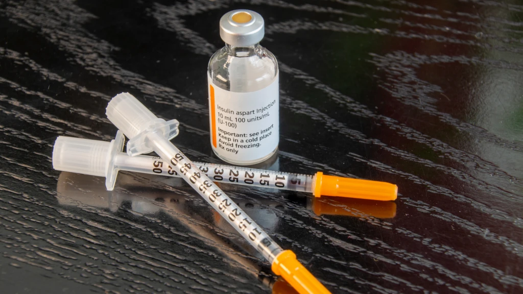 Insulina humana versus insulina análoga para niños y adultos jóvenes con diabetes tipo 1 en entornos de bajos recursos.