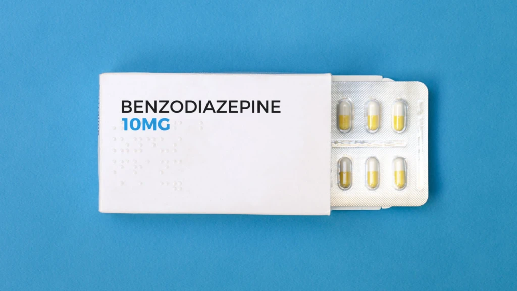 Uso de benzodiazepinas o hipnóticos Z durante el embarazo y riesgo de trastornos psiquiátricos en niños: estudio de cohorte poblacional.