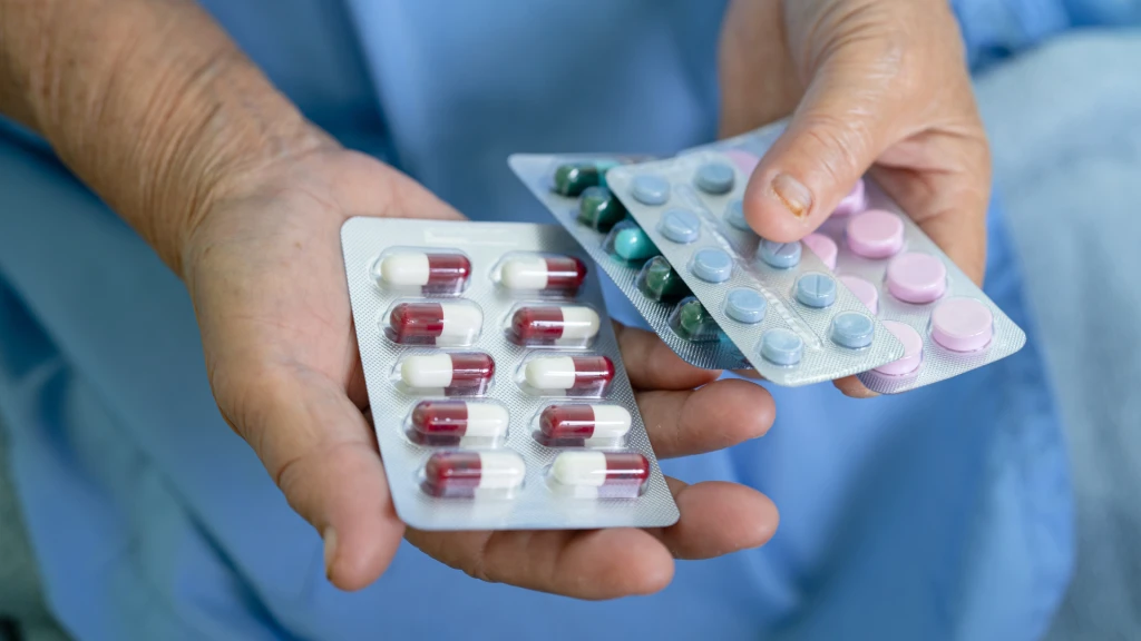 Uso inapropiado de inhibidores de la bomba de protones (IBP): frecuencia, riesgos e intervenciones.