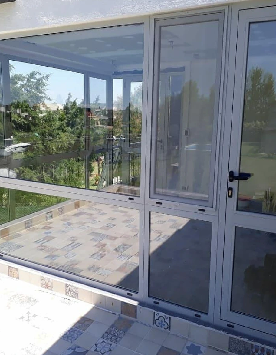 Puerta05.webp