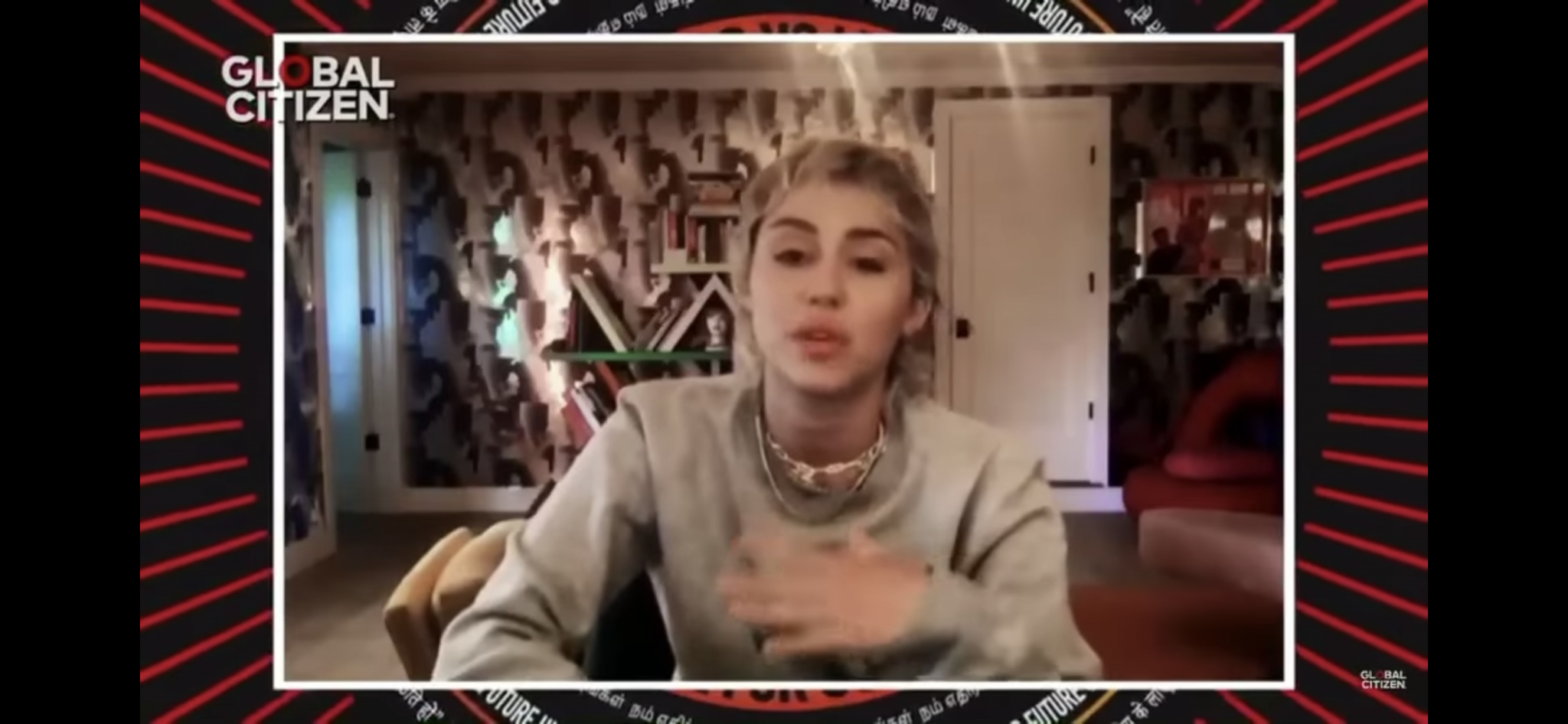 Miley Cyrus, Shakira y más artistas piden un tratamiento igualitario para el COVID-19