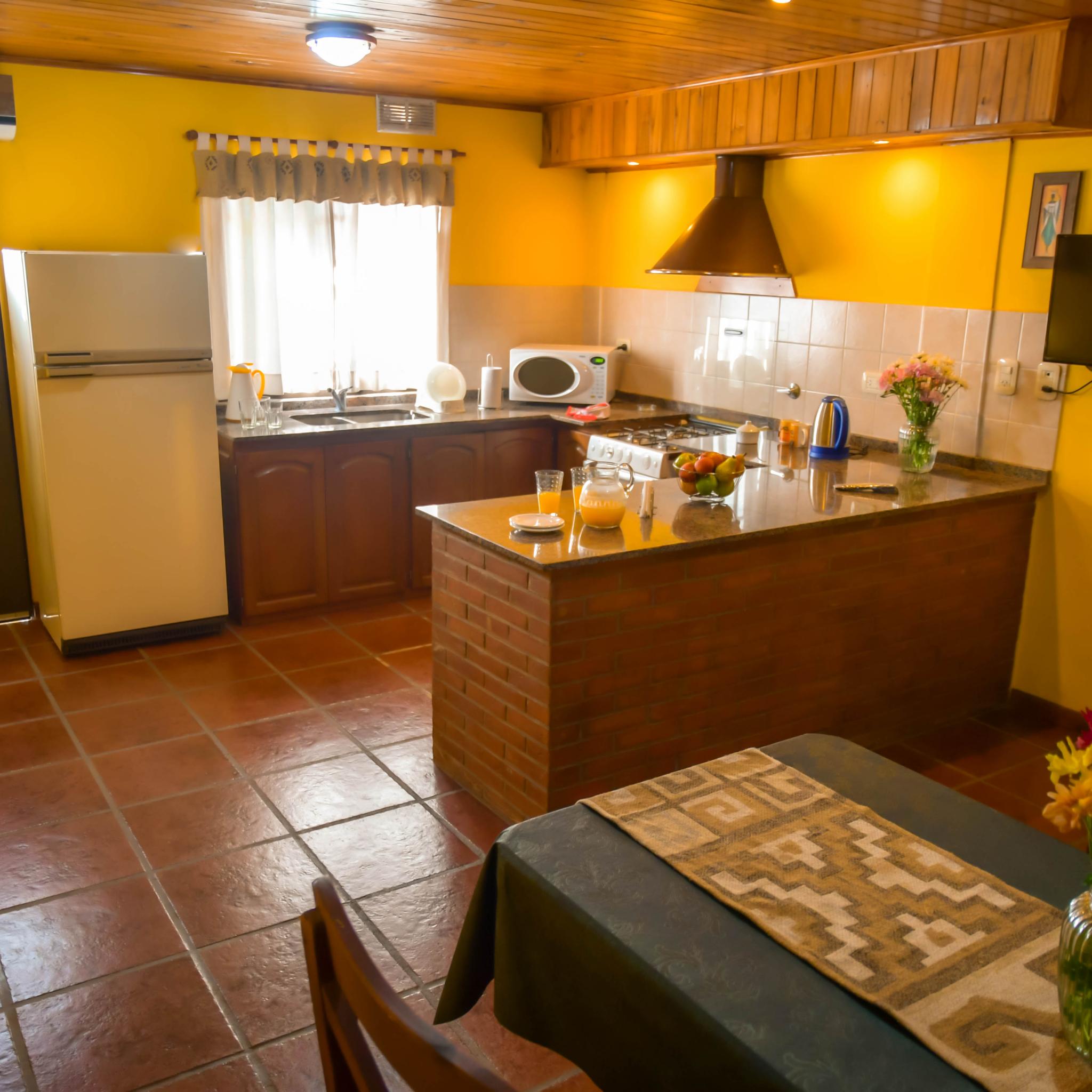 Cocina del apart triple premium deApart Lumí Atalá