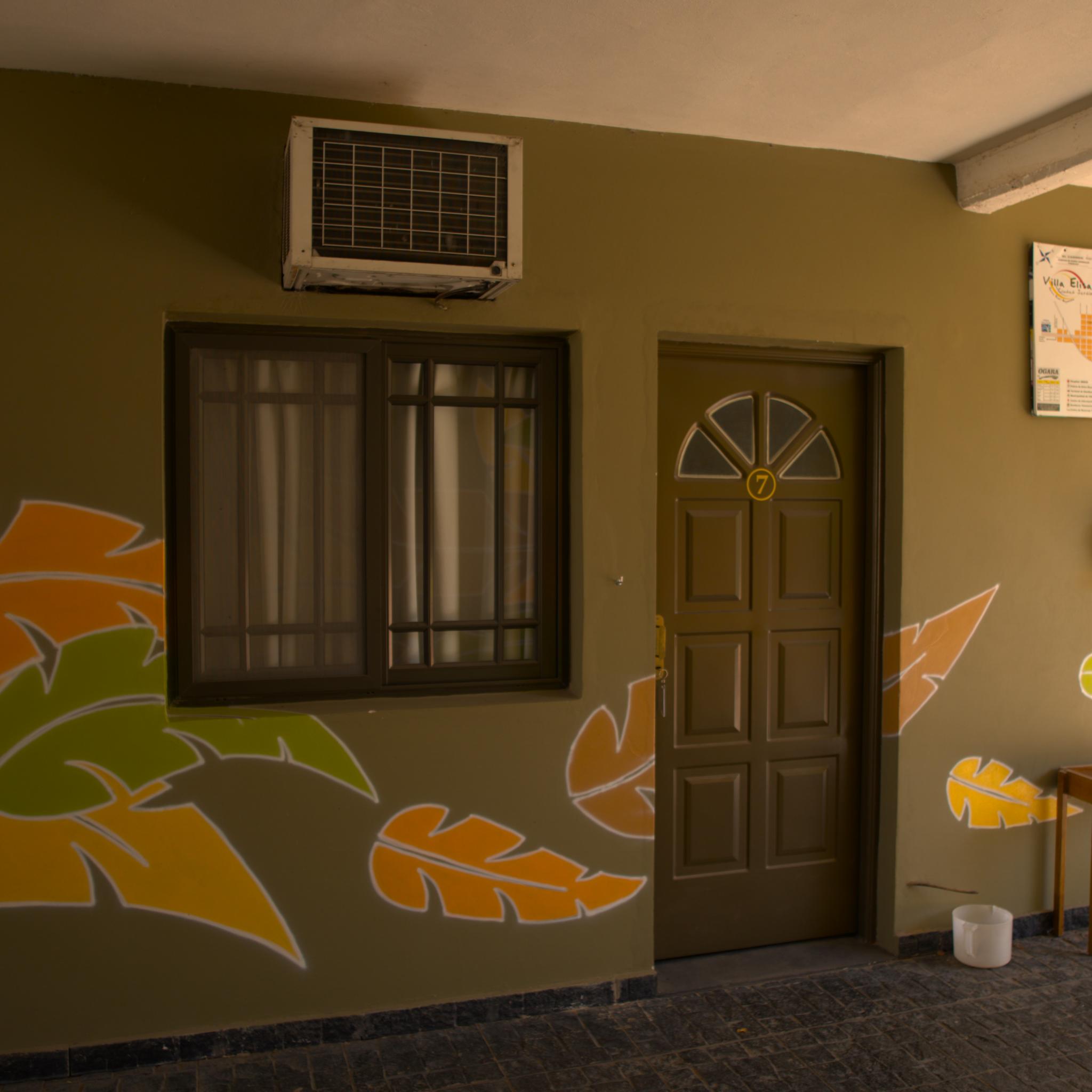 Fachada del Monoambiente Doble Standard de Apart Lumí Atalá