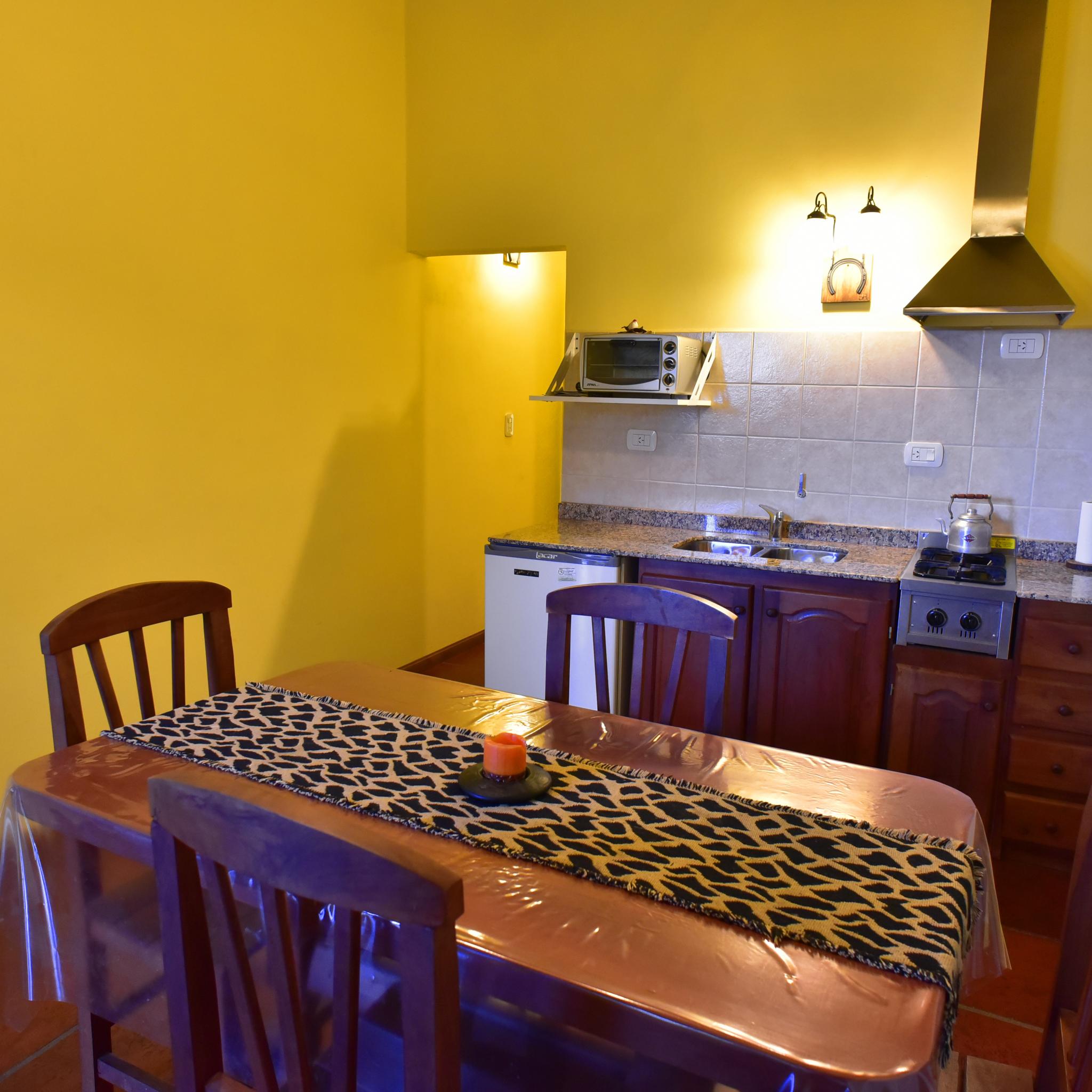 cocina del apart doble standard de Apart Lumí Atalá