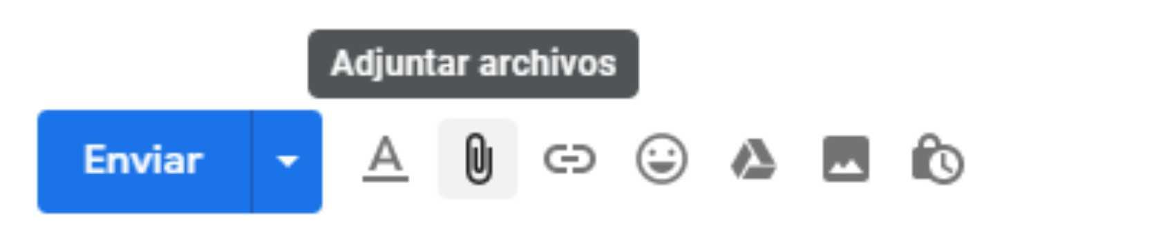 Cómo adjuntar un archivo o foto?