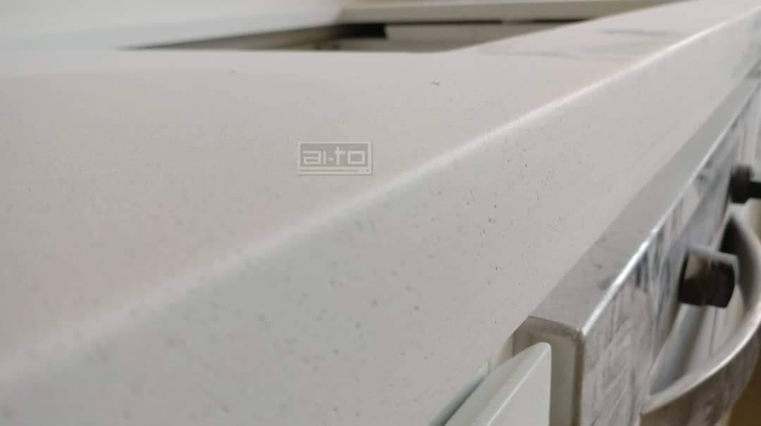 Mesada cocina en L con alzada frente doble sin uniones superior silestone blanco norte fabricado por Ai-to mobiliario en Belgrano CABA