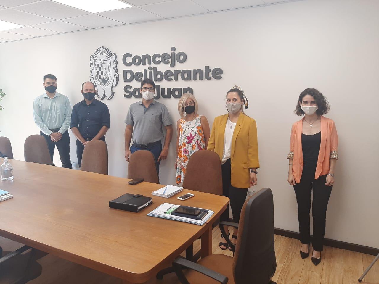 Reunión con autoridades del Municipio de Capital