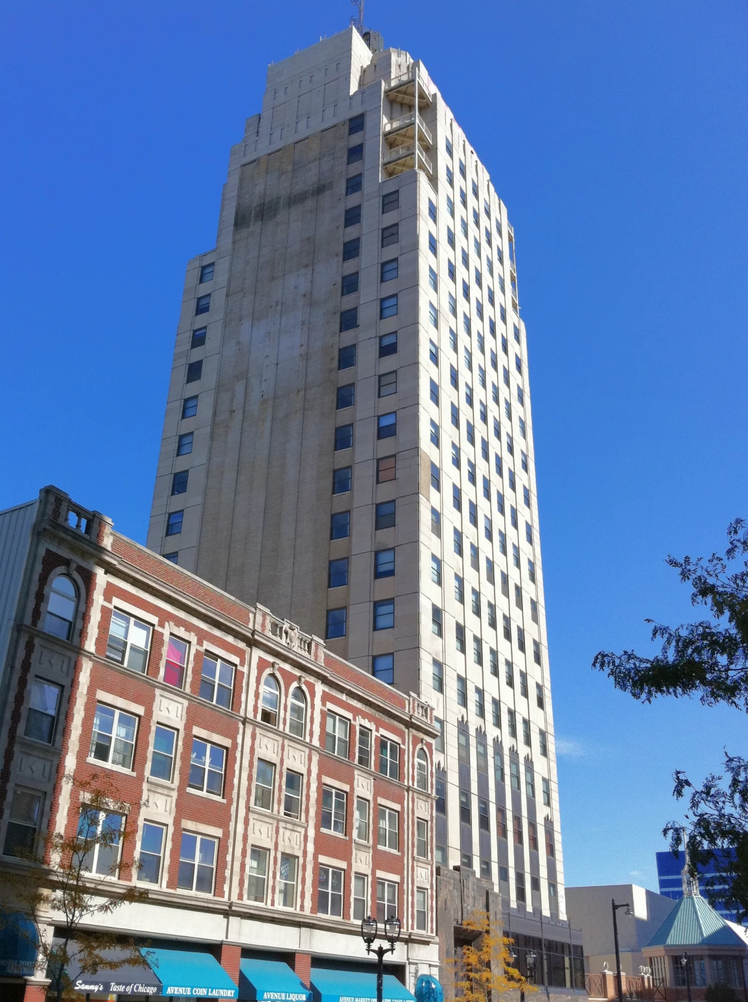 WisconsinTowerMilwaukee.webp