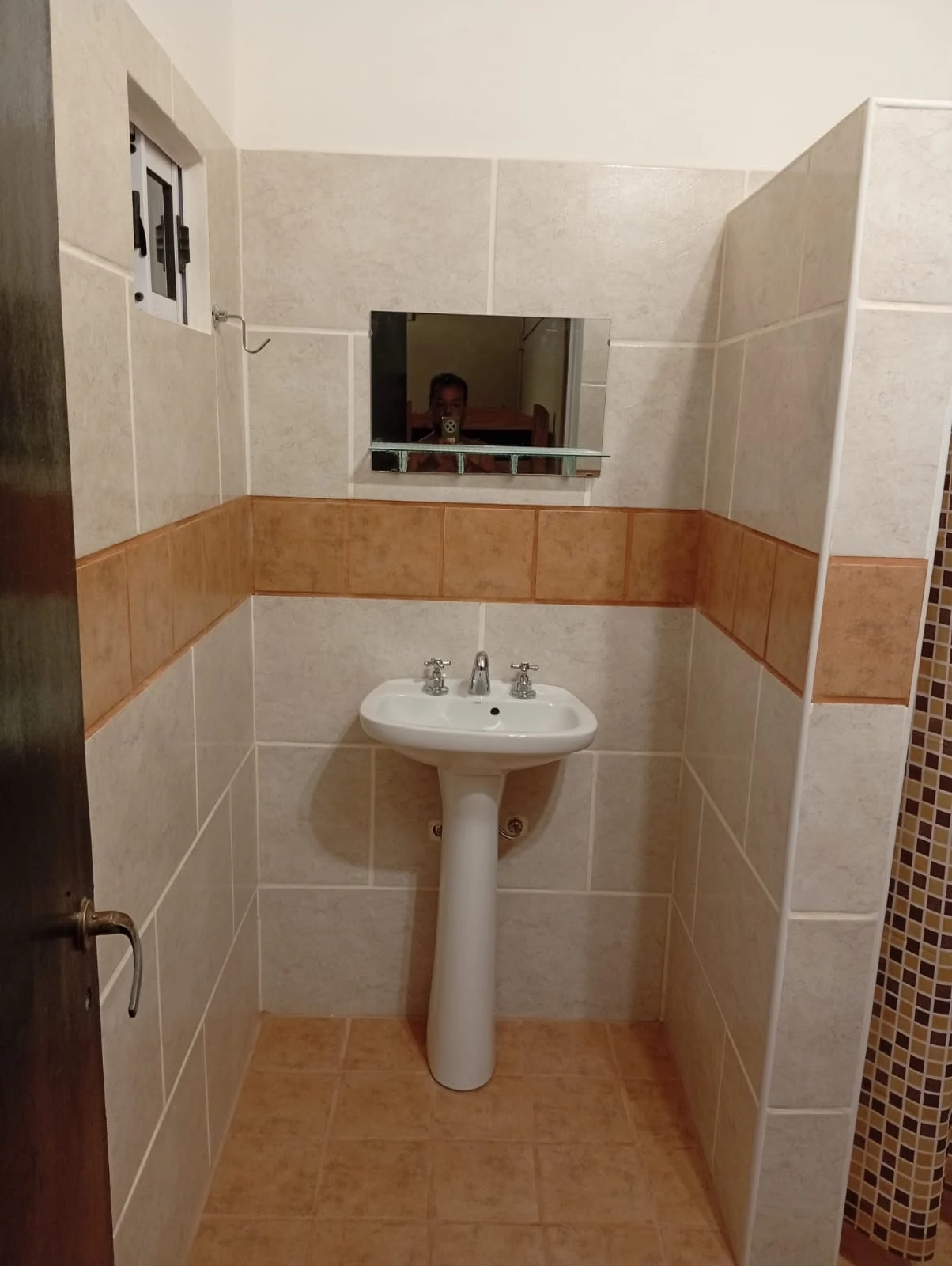 0b7bd365-d666-4471-a89d-06e910db107f.webp