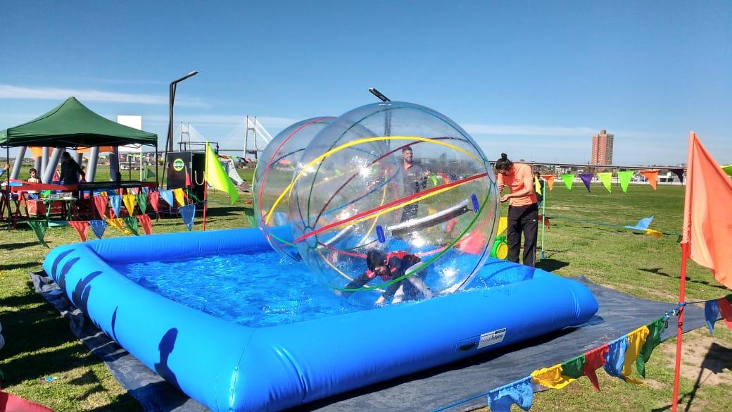 Alquiler de juegos inflables para cumpleaños y festejos en casa Rosario y localidades aledañas.
