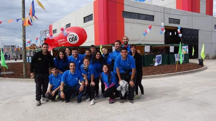 Alquiler de juegos inflables y toro mecanico rosario
